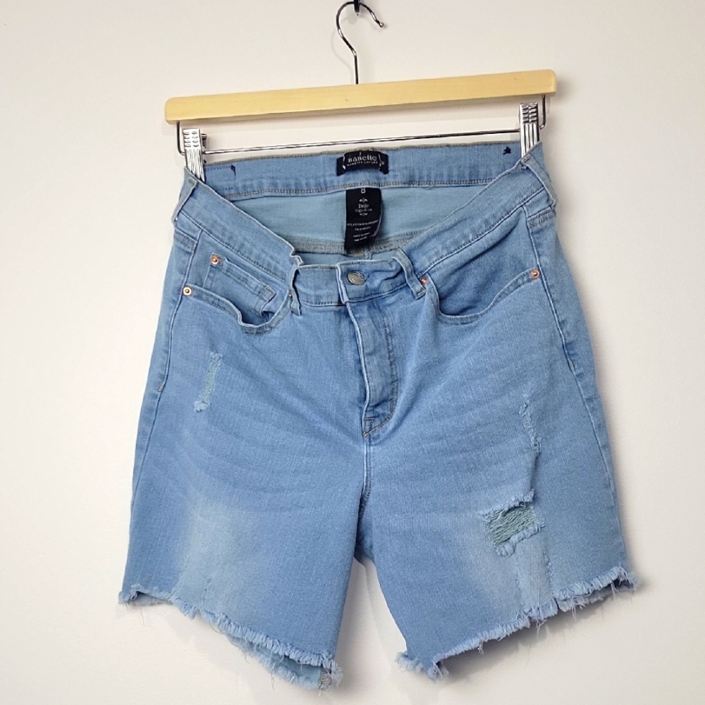NANETTE LEPORE WOMEN'S DENIUM JEAN SHORTS DISTRESSED
